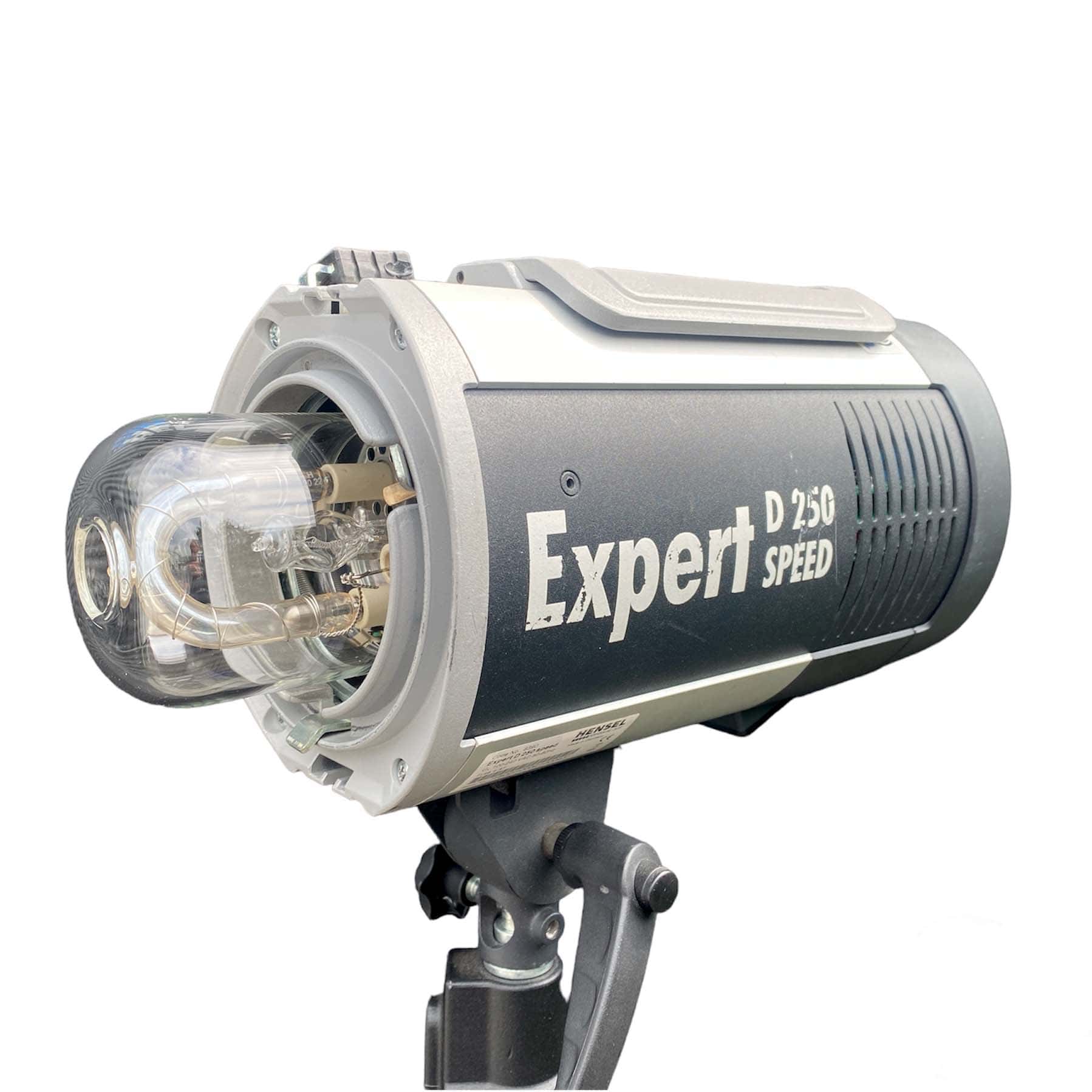 Hensel Expert D-250 Speed Freemask d’occasion avec WiFi – Image 2
