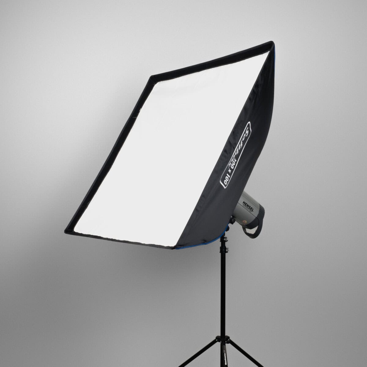Demo Model Hensel Softbox 100 × 100 cm – incl. Speedring & Bag - Image 3