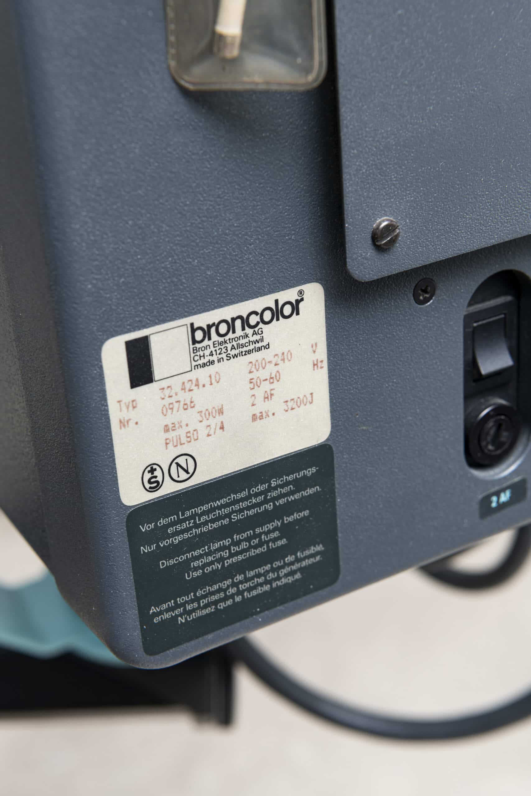 Gebruikte Broncolor Pulso-Spot 4 set – incl. Manfrotto zuilstatief met zijarm (2,40 m) - Afbeelding 2